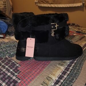 Juicy Couture Koala Boots